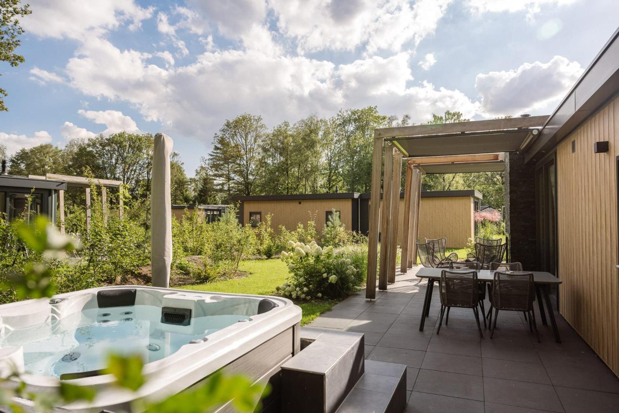 Mooi Twente Lodges - Prive Spa En Sauna Markelo Extérieur photo